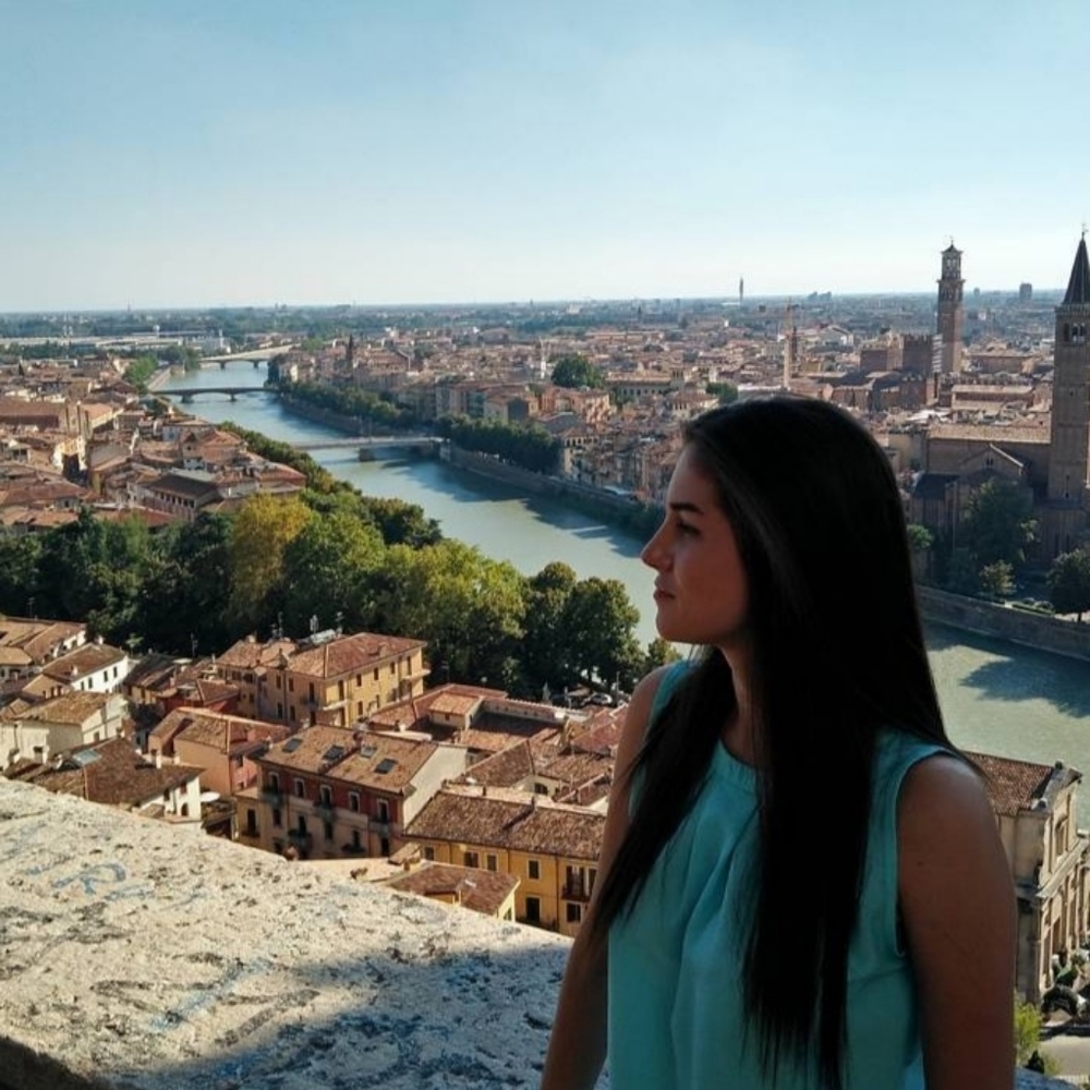 Meet your Posher, Ellen